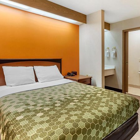 Econo Lodge North Academy Колорадо-Спрінгз Екстер'єр фото